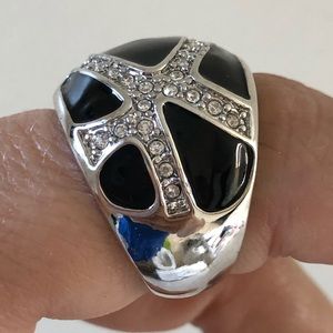 Onyx & diamond silver ring. Avon. Size 8.5